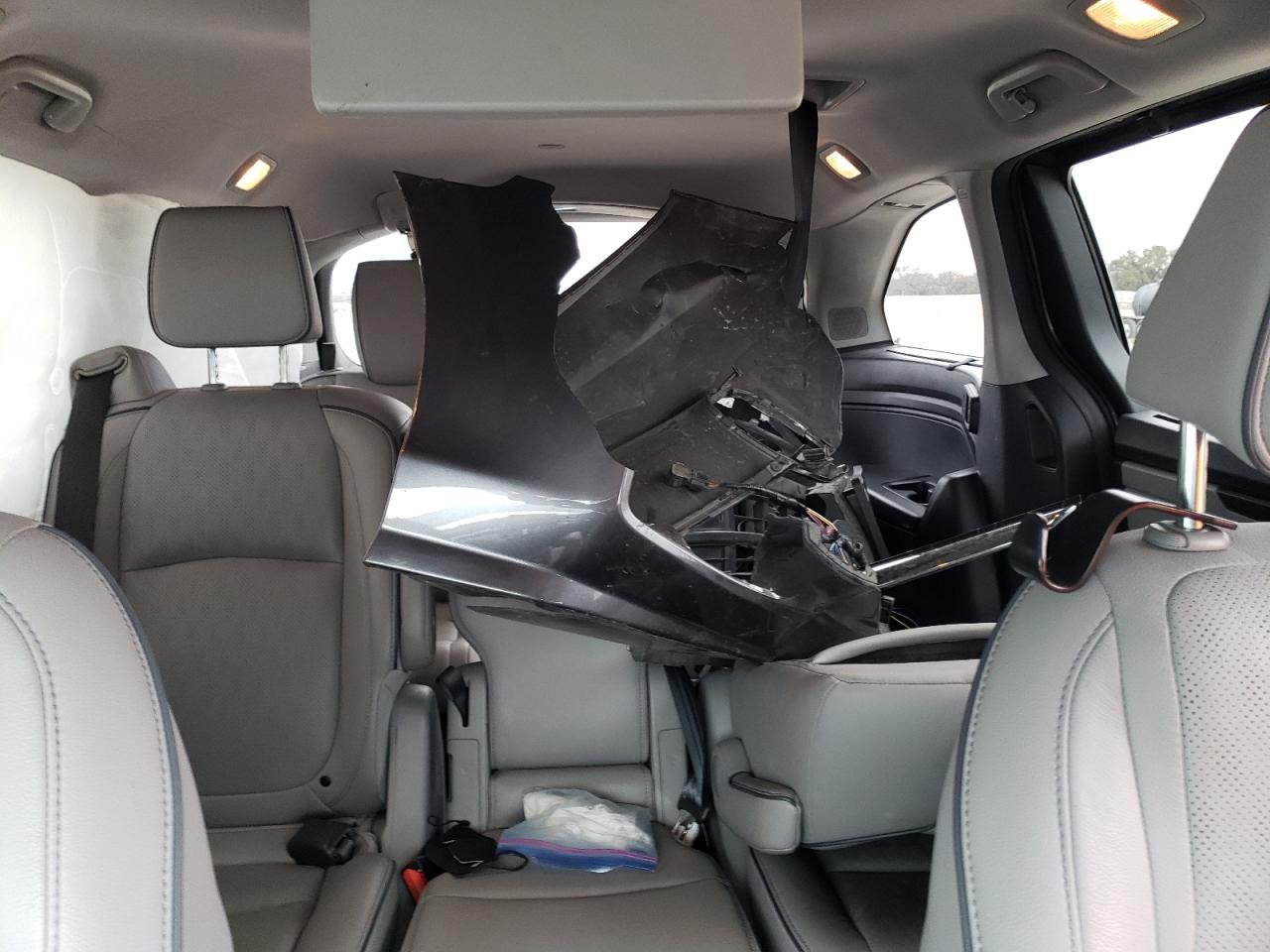 2022 Honda Odyssey - Image 10