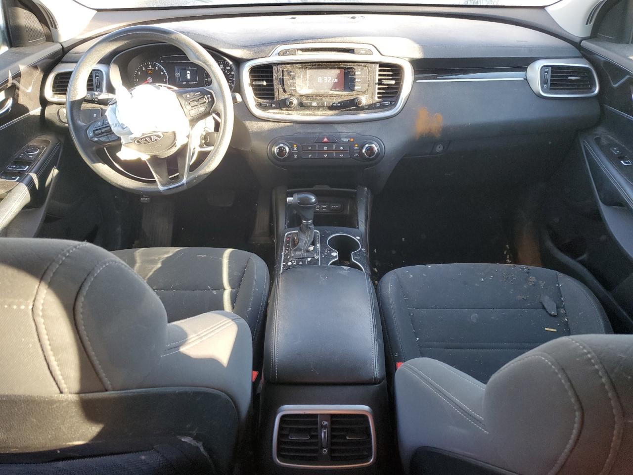 2016 Kia Sorento - Image 8