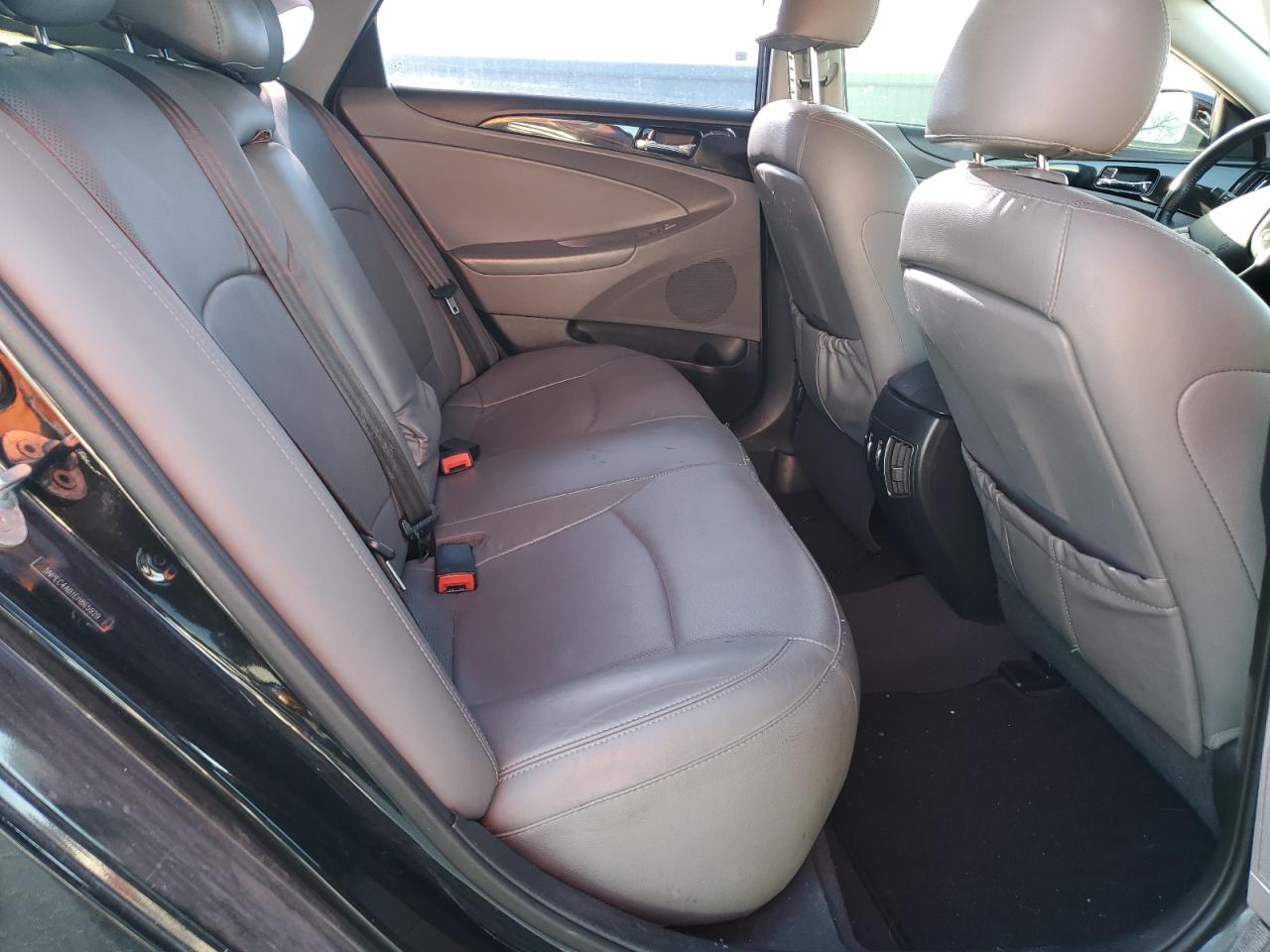 2014 Hyundai Sonata - Image 10