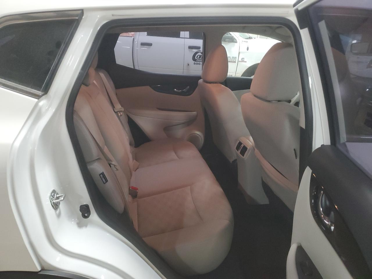 2020 Nissan Rogue - Image 10