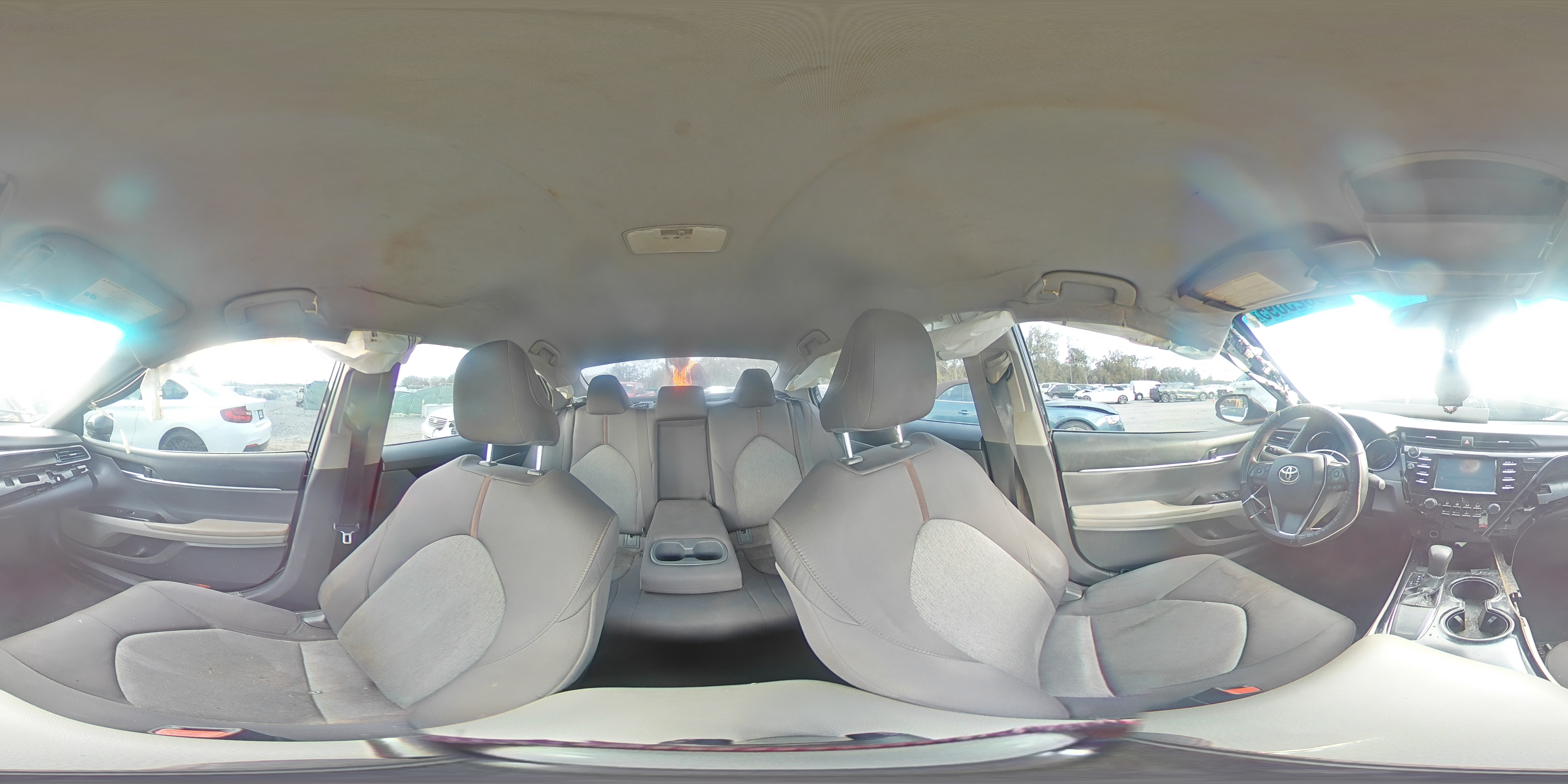 2019 Toyota Camry - Image 13