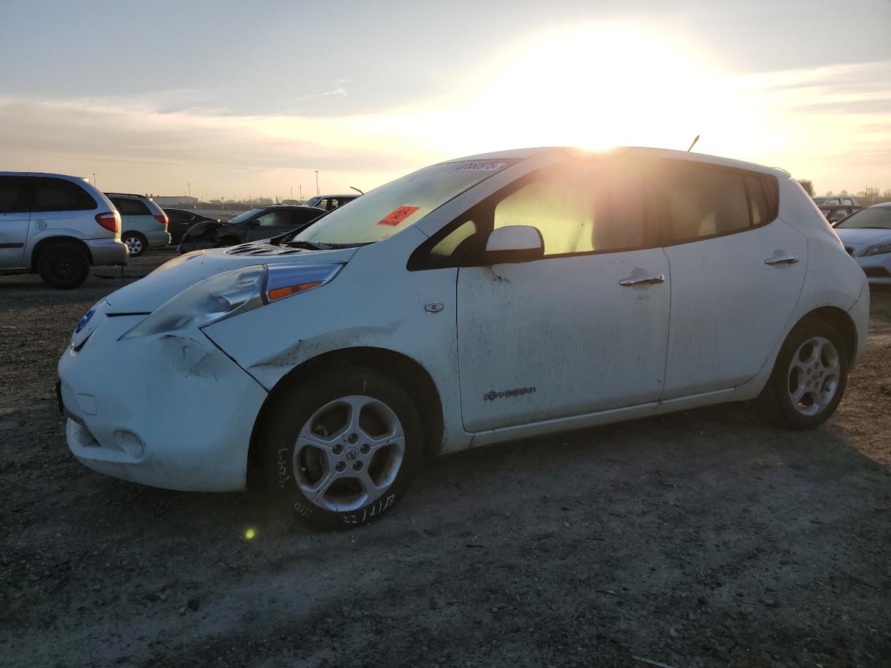 2011 Nissan Leaf Sv for Sale in Antelope, CA - Front End