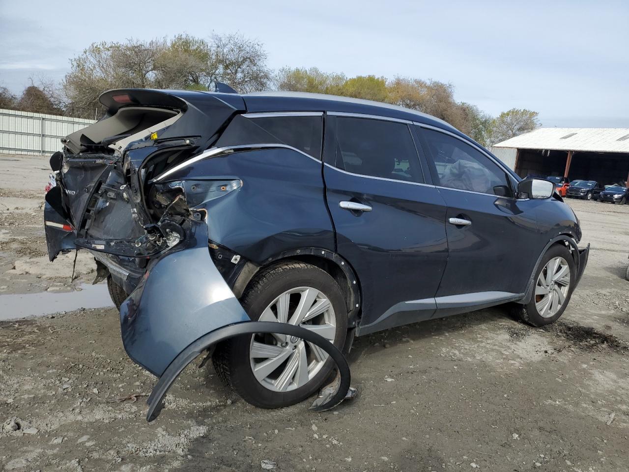 2017 Nissan Murano - Image 3