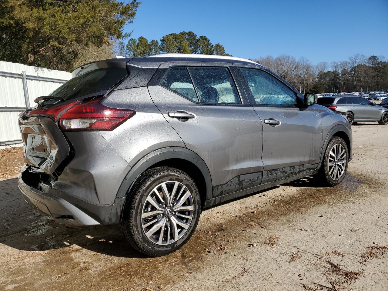 2024 Nissan Kicks - Image 3