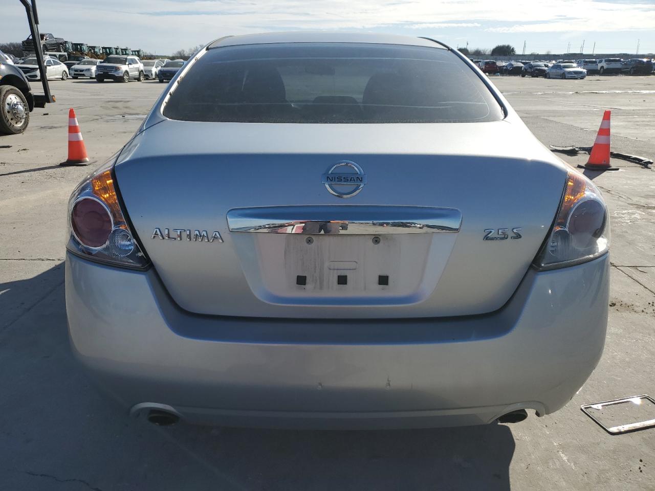2010 Nissan Altima - Image 6