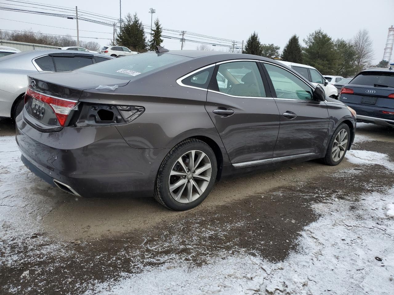 2016 Hyundai Azera - Image 3