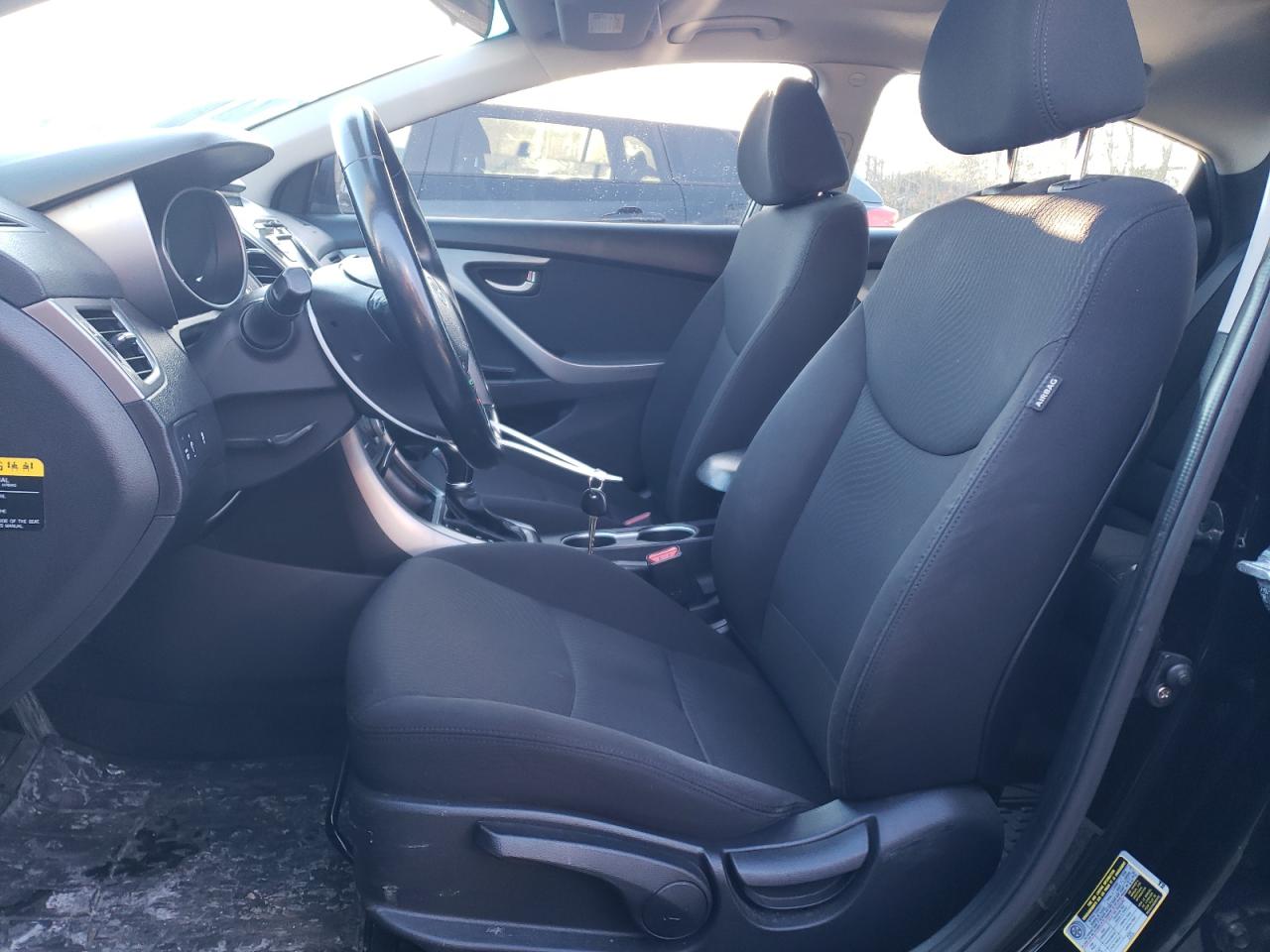 2015 Hyundai Elantra - Image 7