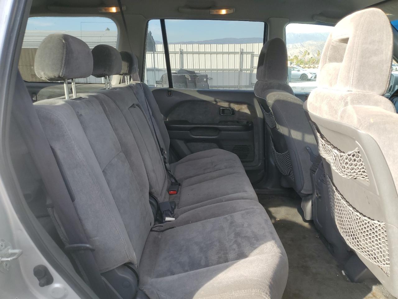2005 Honda Pilot - Image 11