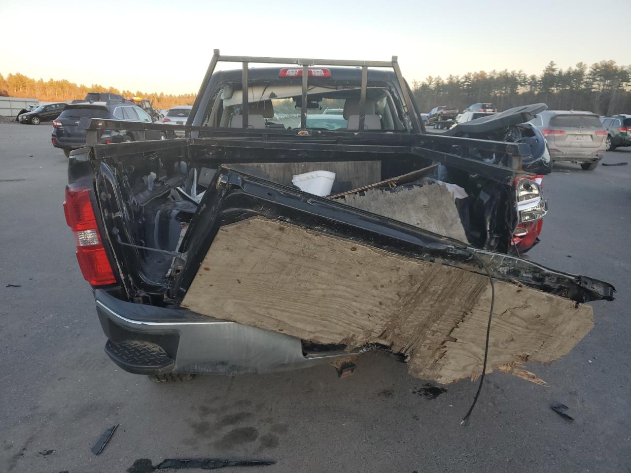 2018 GMC Sierra - Image 6