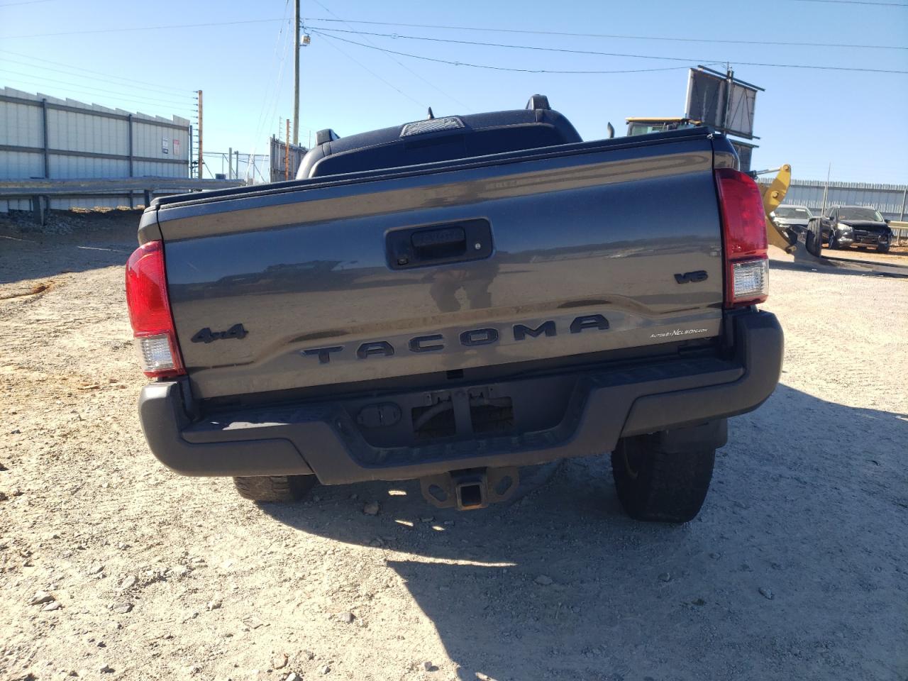 2019 Toyota Tacoma - Image 6