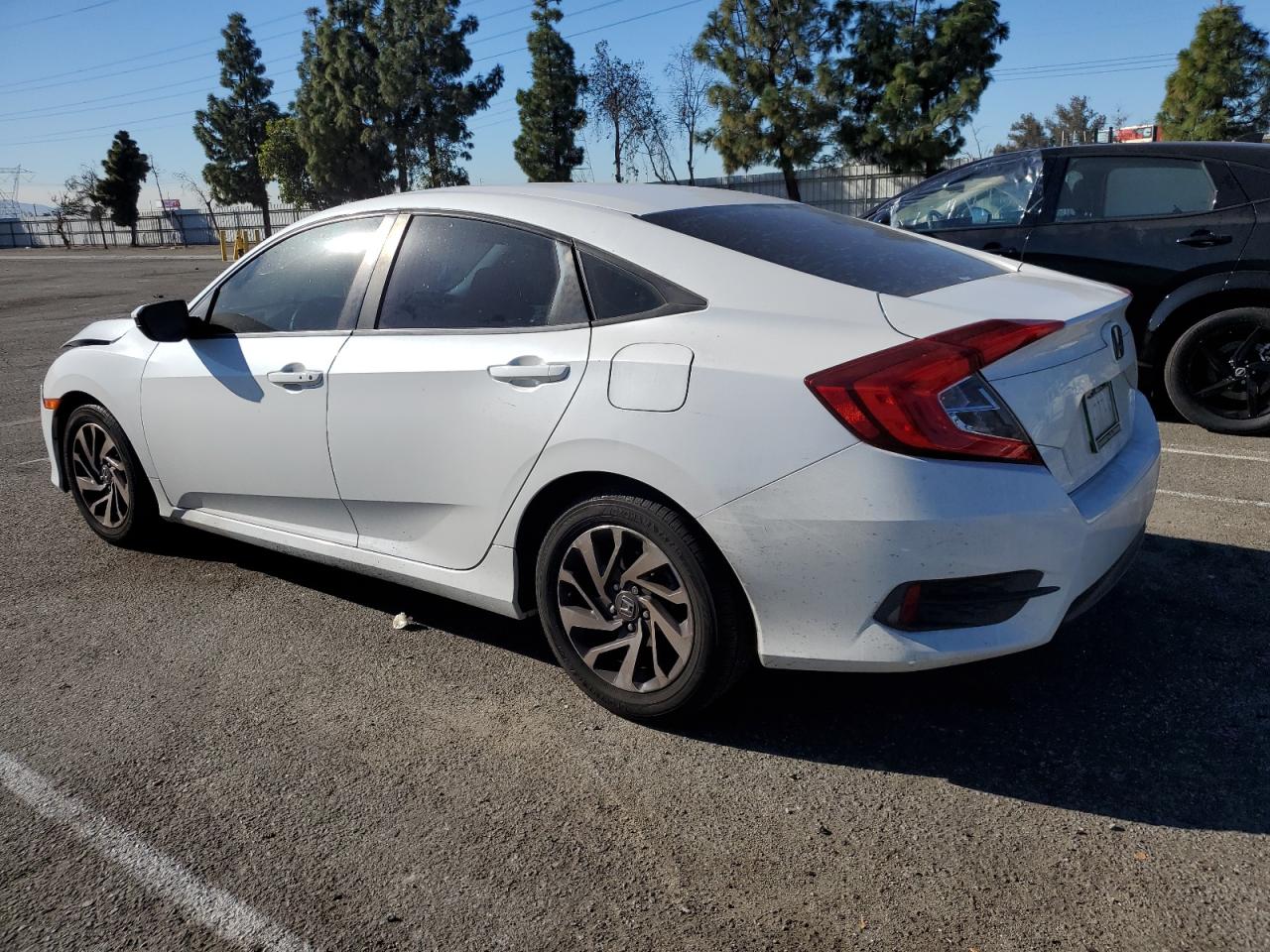 VIN 19XFC2F76GE200867 2016 HONDA CIVIC no.2