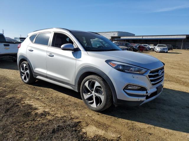  HYUNDAI TUCSON 2018 Srebrny