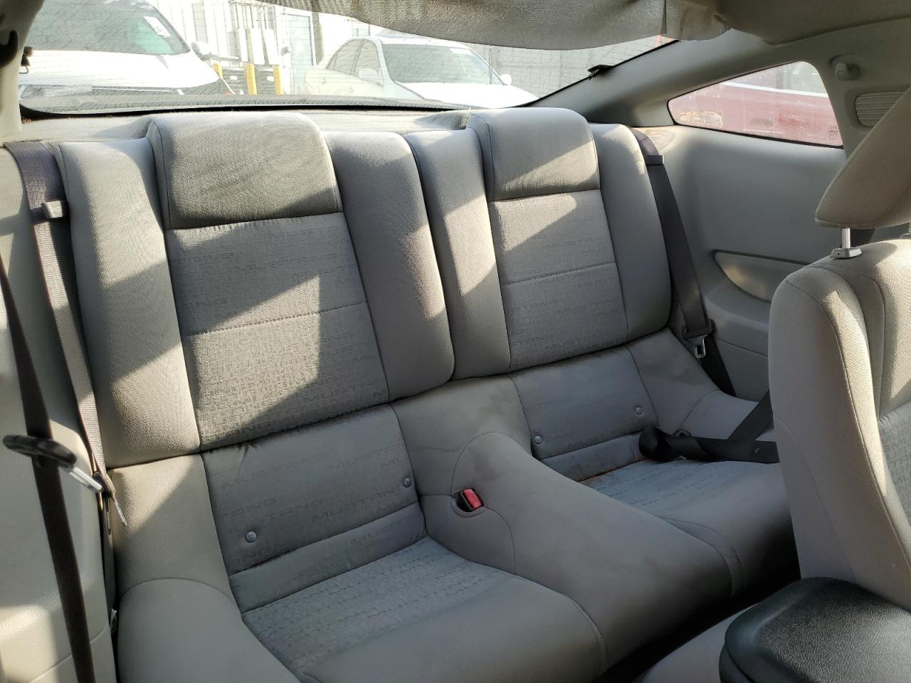 2007 Ford Mustang - Image 10