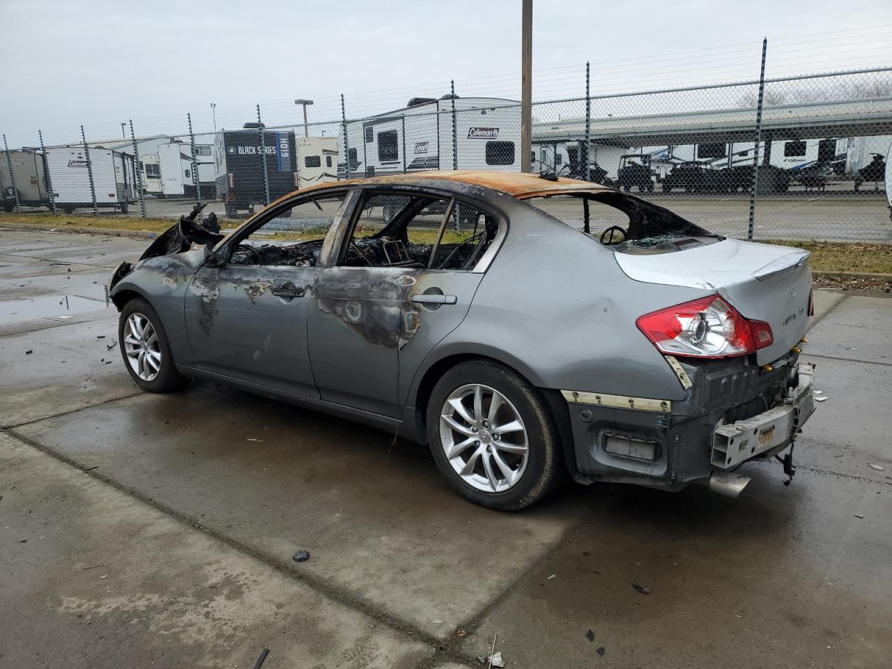 2010 Infiniti G - Image 2