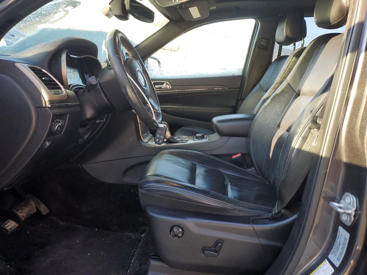 2017 Jeep Grand Cherokee - Image 7