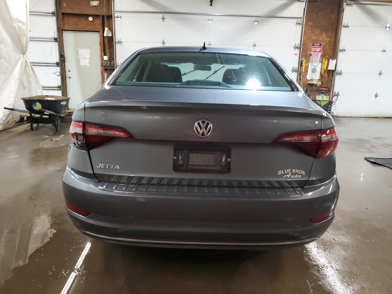 2019 Volkswagen Jetta - Image 6