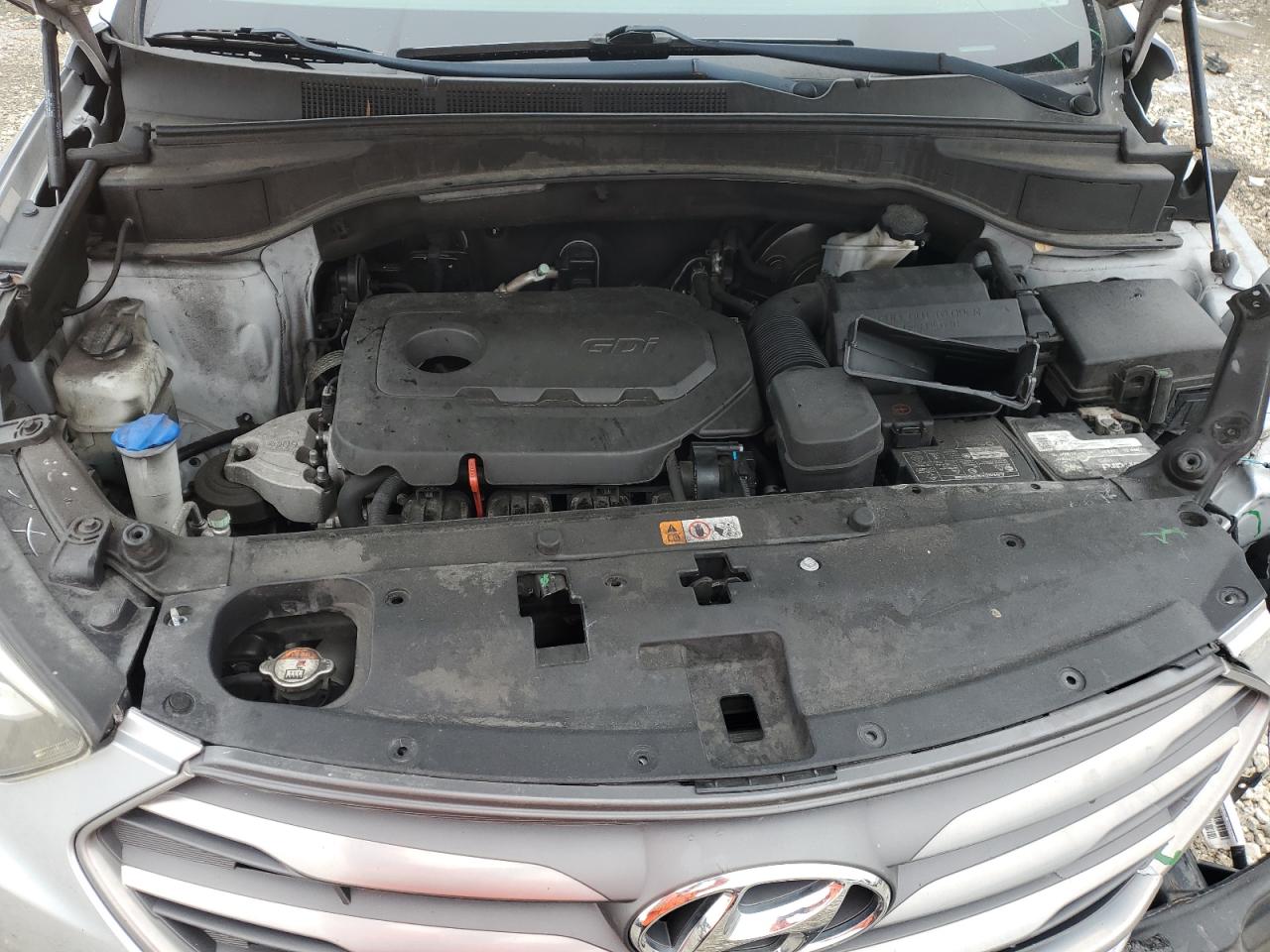 2018 Hyundai Santa Fe - Image 12