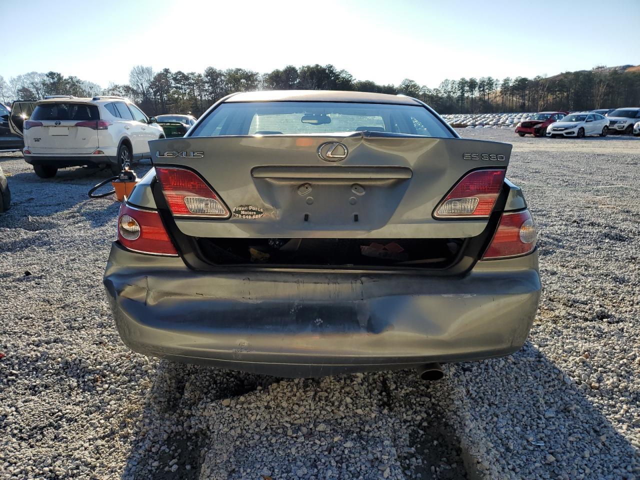 2004 Lexus ES - Image 6