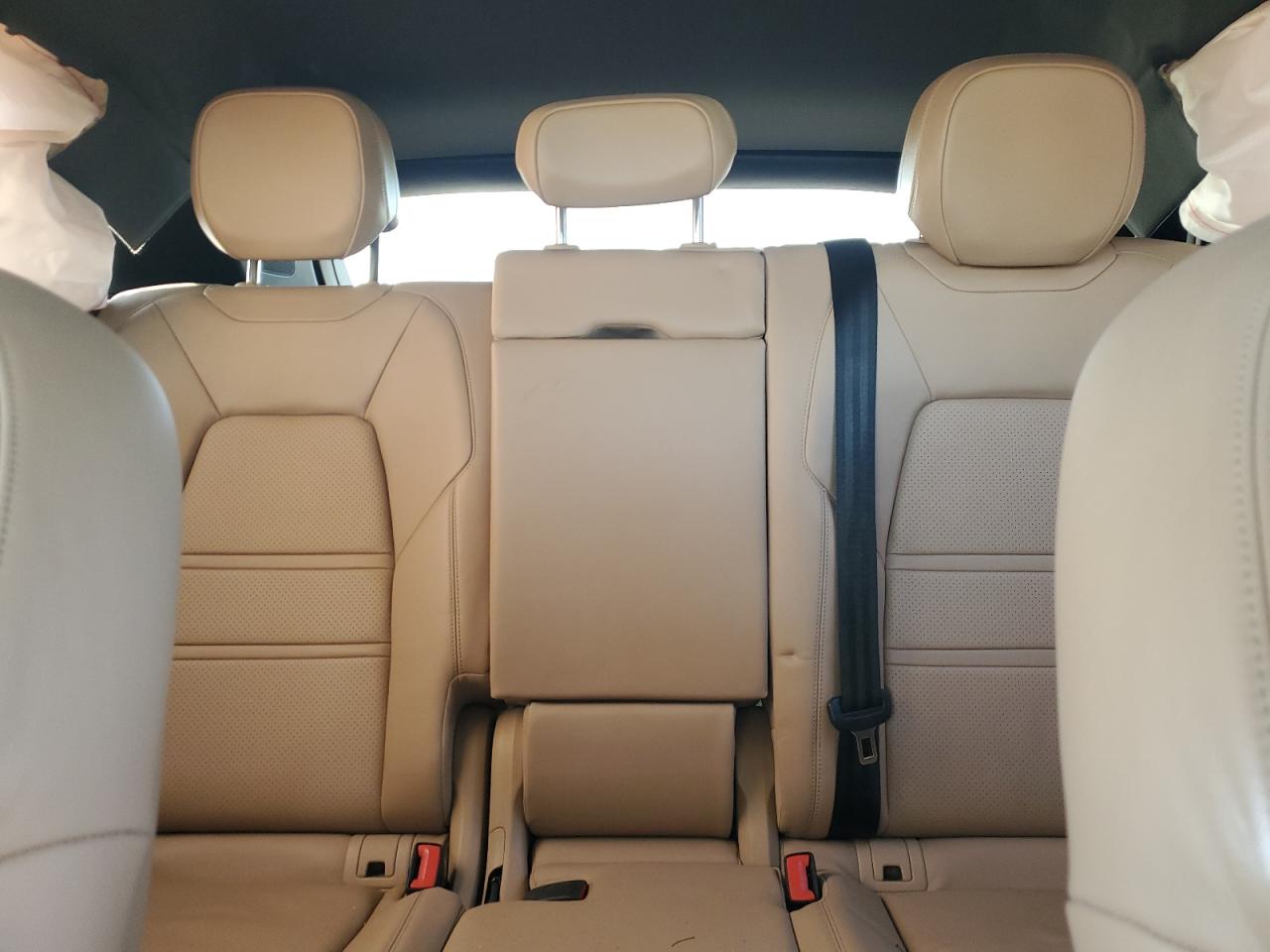 2019 Porsche Cayenne - Image 10