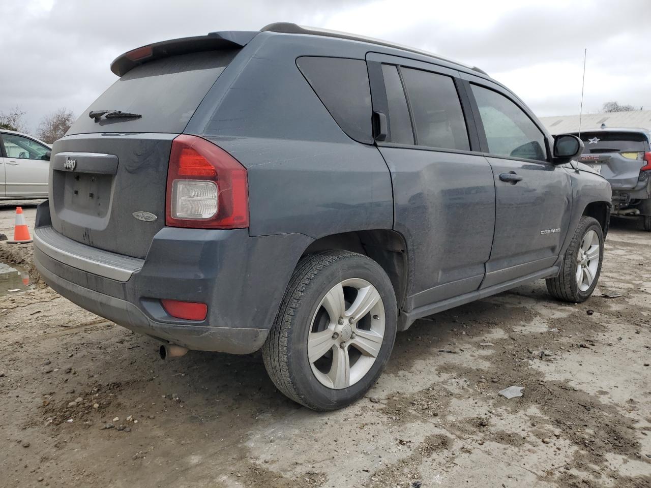2015 Jeep Compass - Image 3