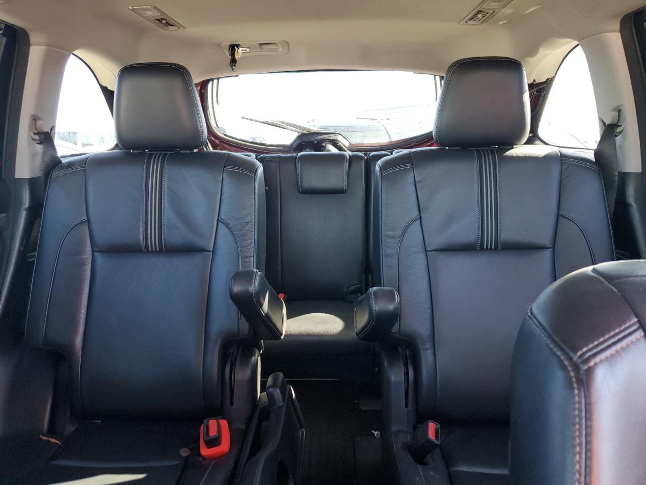 2018 Toyota Highlander - Image 10