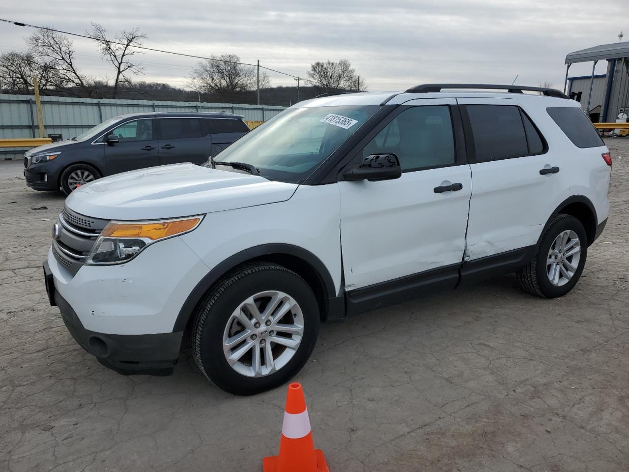 2015 Ford Explorer - Image 1