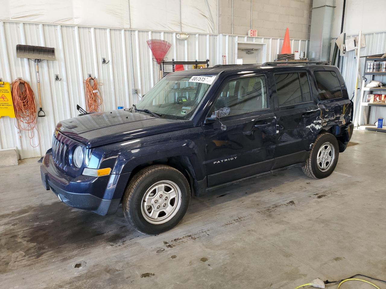 VIN 1C4NJPBB9GD590616 2016 JEEP PATRIOT no.1