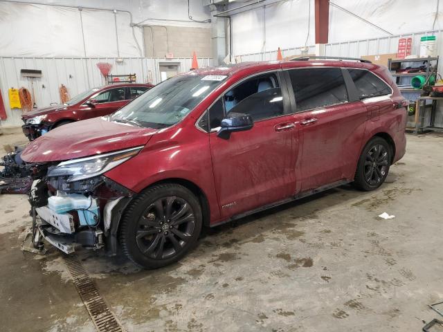 2021 Toyota Sienna Xse