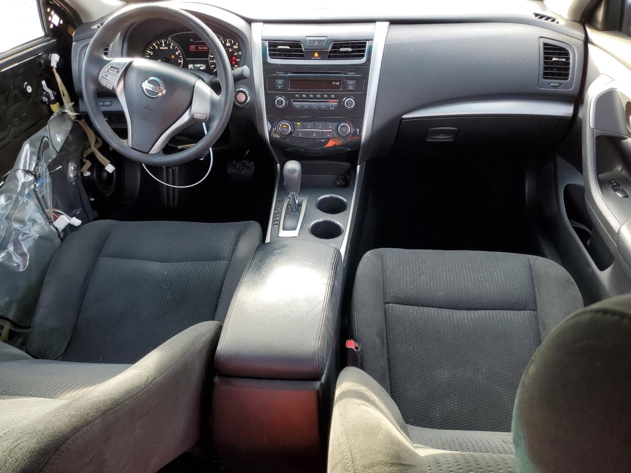 2015 Nissan Altima - Image 8