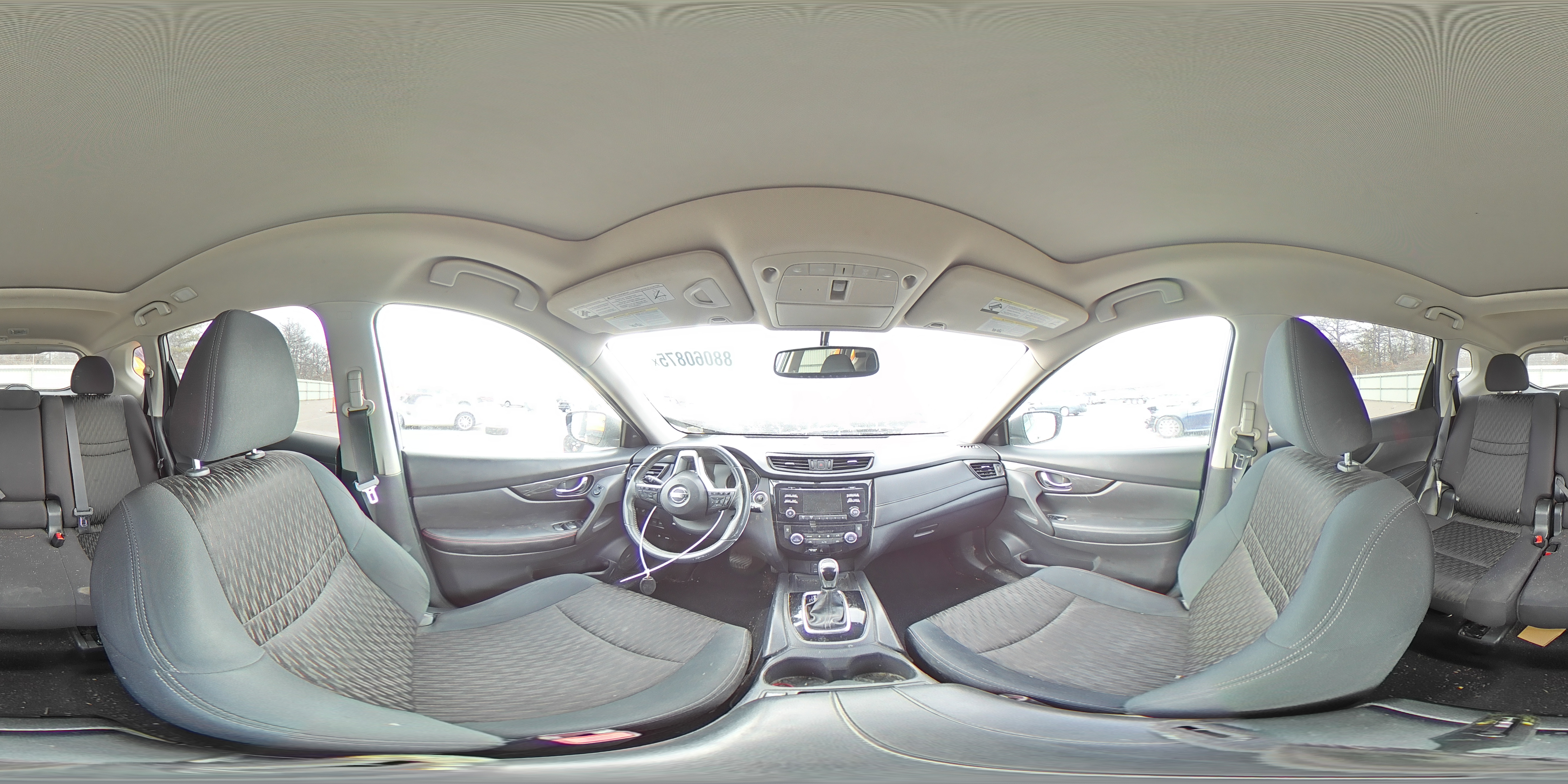 2017 Nissan Rogue - Image 14