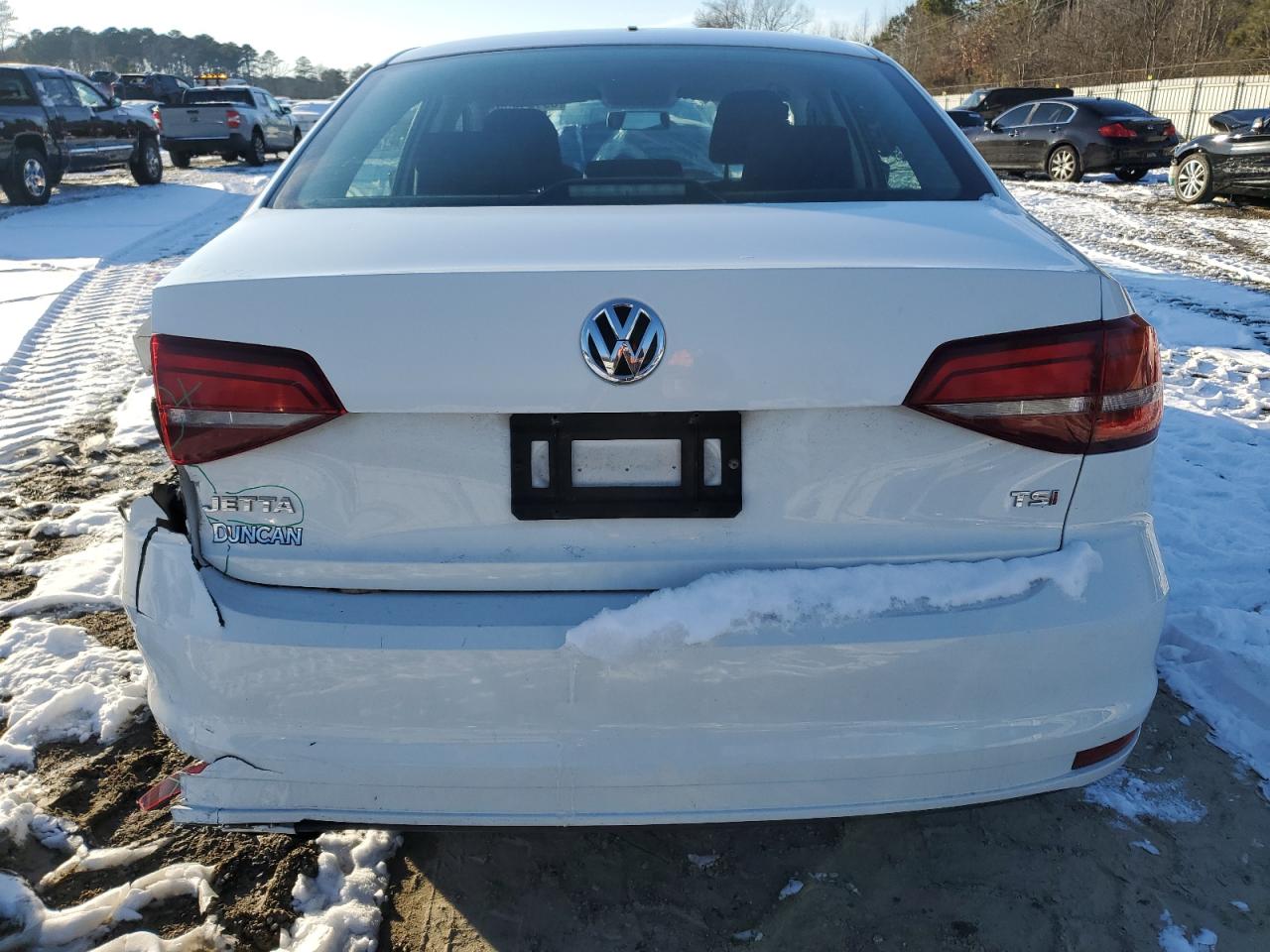 2018 Volkswagen Jetta - Image 6