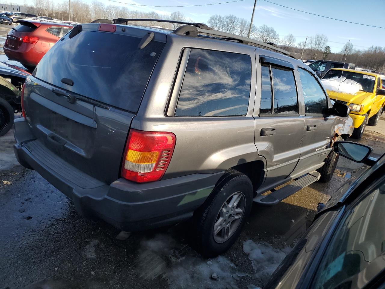 2004 Jeep Grand Cherokee - Image 3
