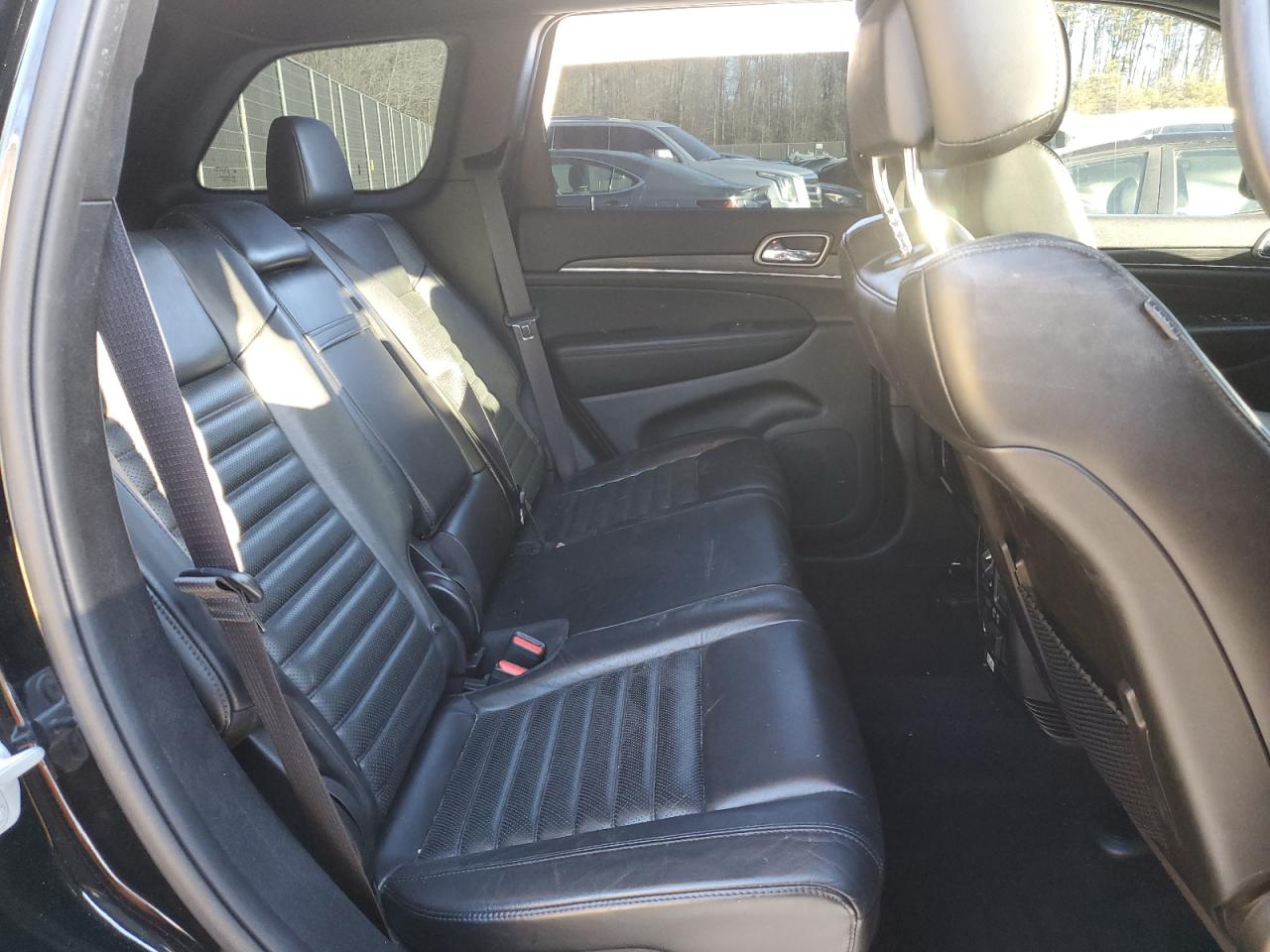 2019 Jeep Grand Cherokee - Image 12