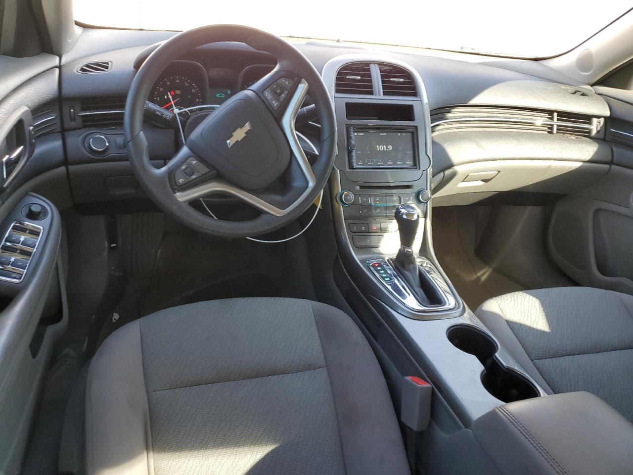2013 Chevrolet Malibu - Image 8