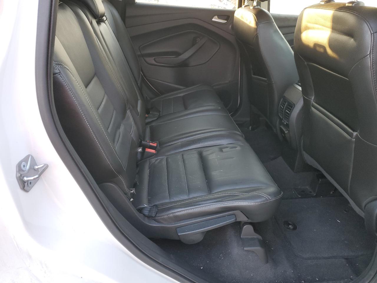 2014 Ford Escape - Image 11
