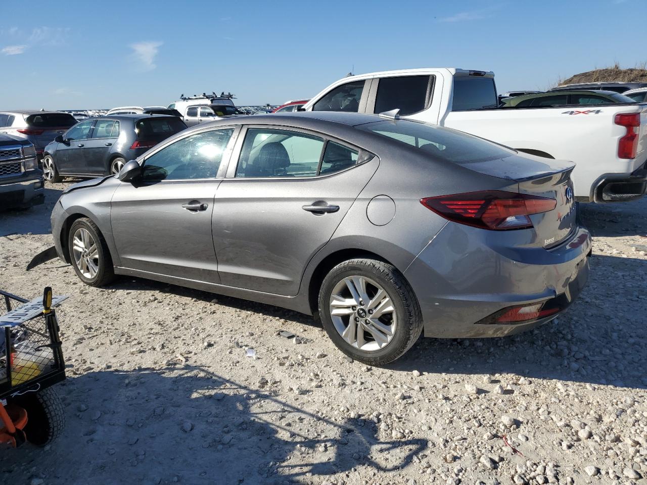 2020 Hyundai Elantra - Image 2