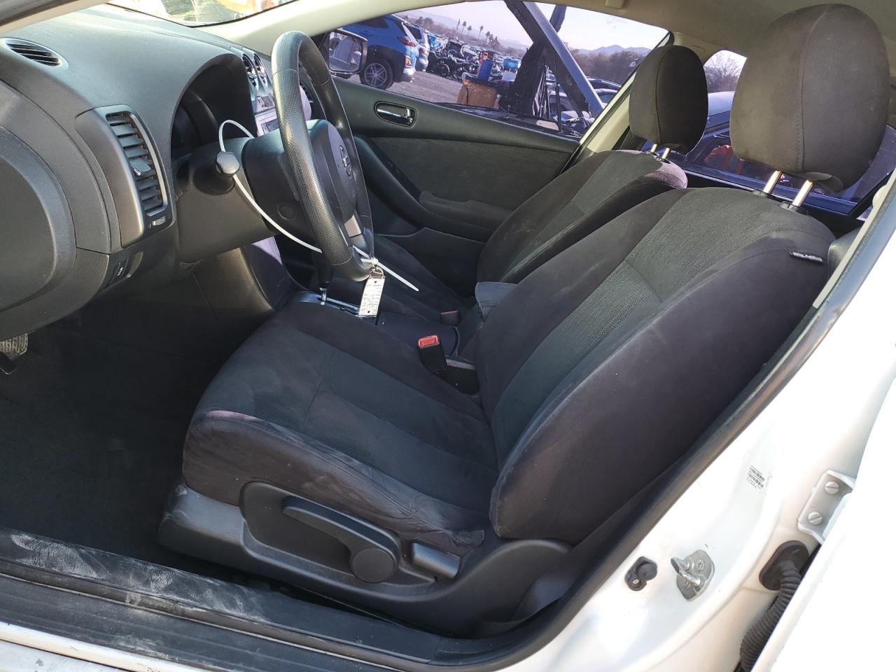 2012 Nissan Altima - Image 7