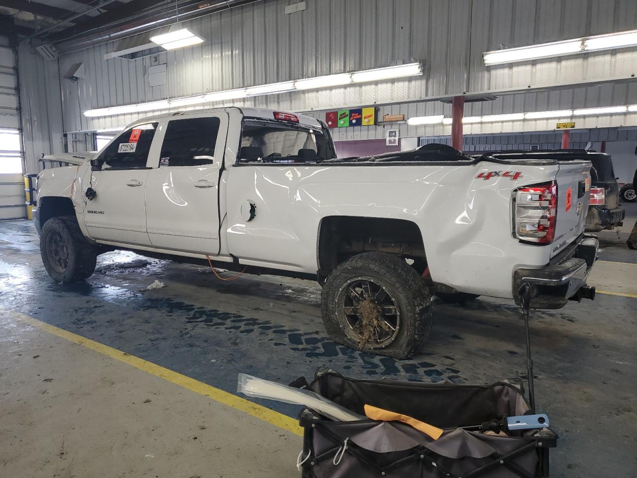 2015 Chevrolet Silverado - Image 2