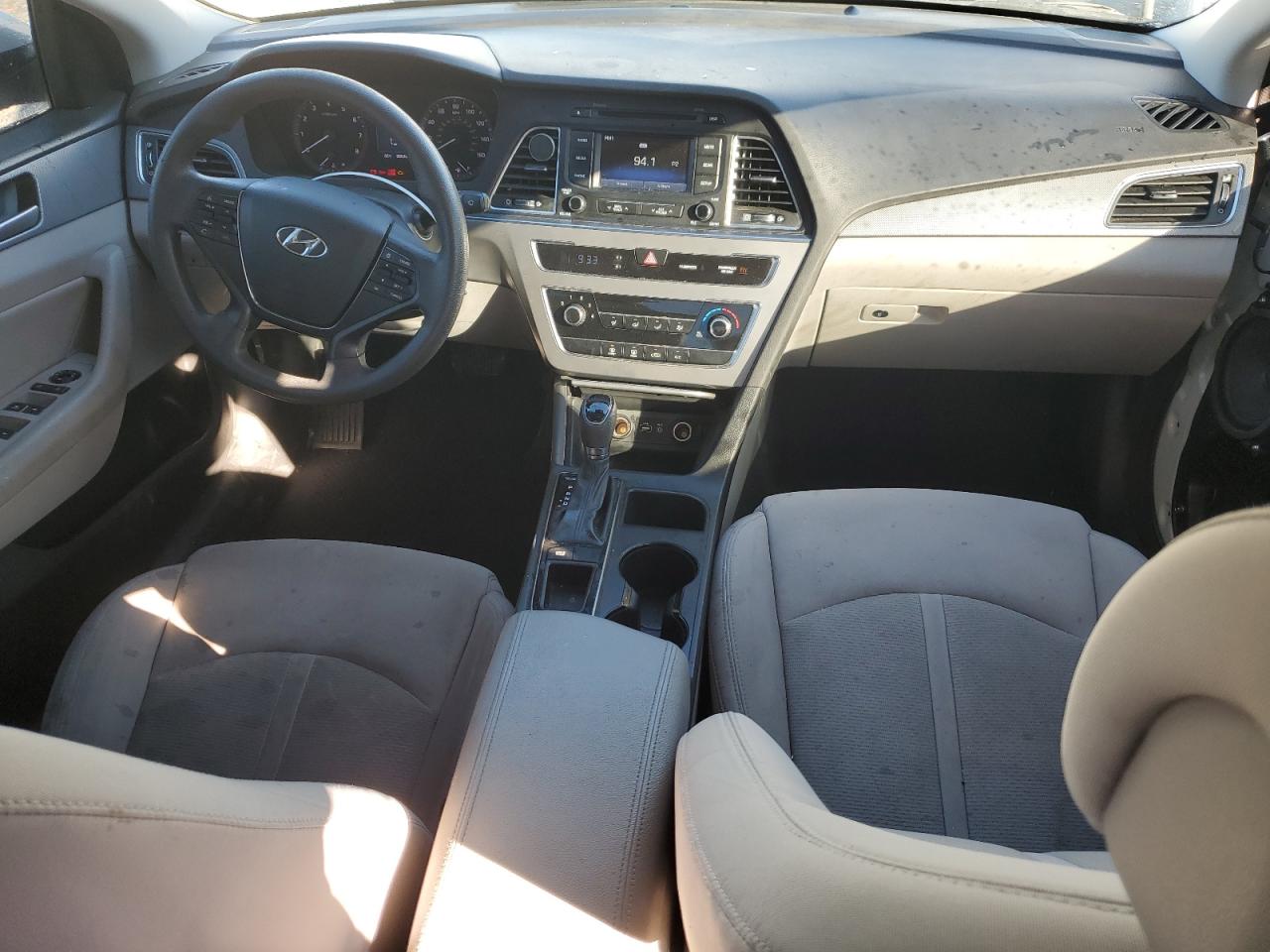 2015 Hyundai Sonata - Image 8