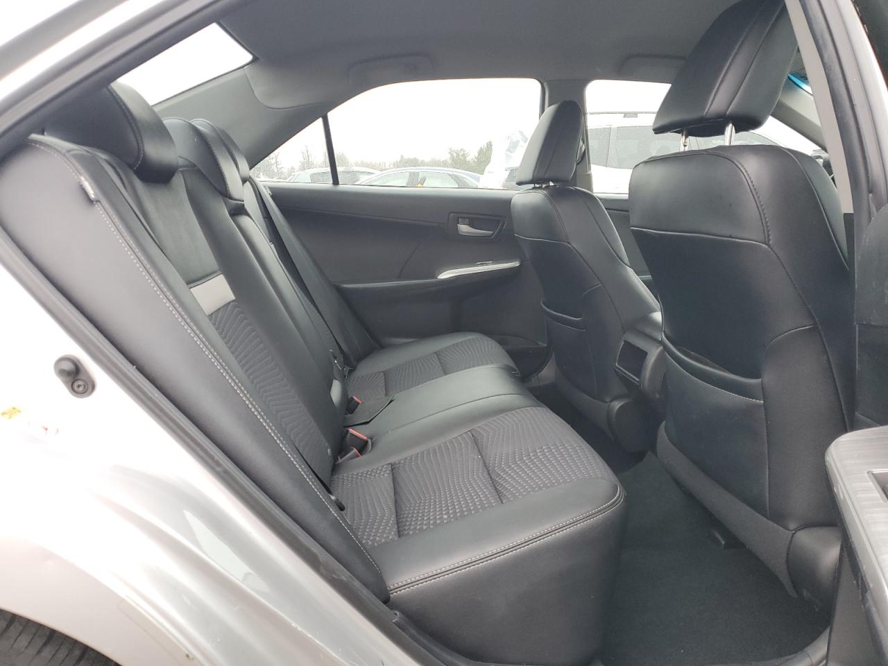 2014 Toyota Camry - Image 10