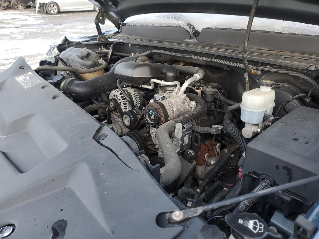 2010 GMC Sierra - Image 11