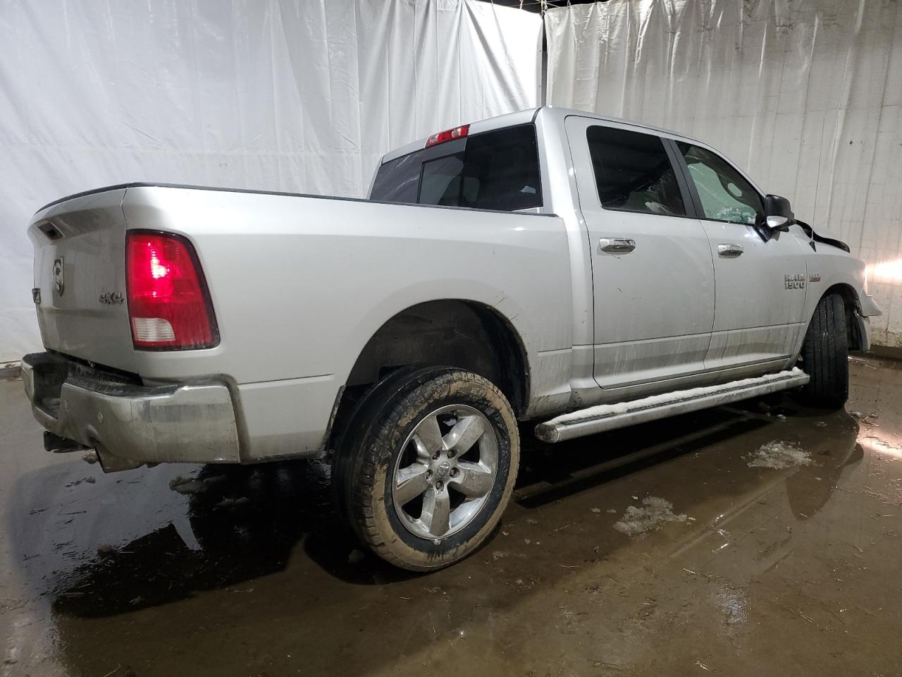 2017 RAM 1500 - Image 3
