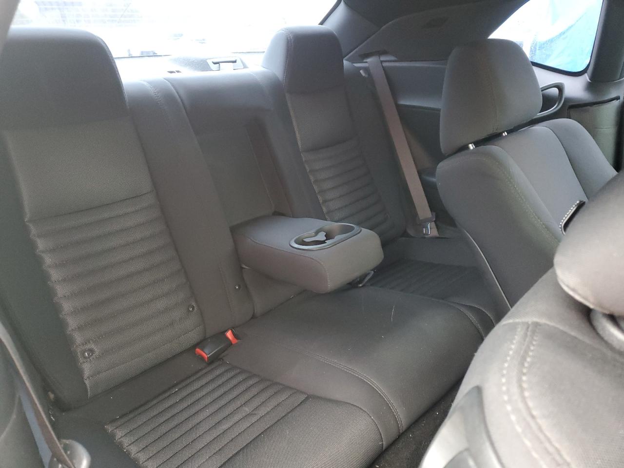 2014 Dodge Challenger - Image 10