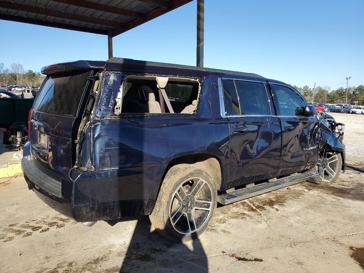 2020 Chevrolet Suburban - Image 3
