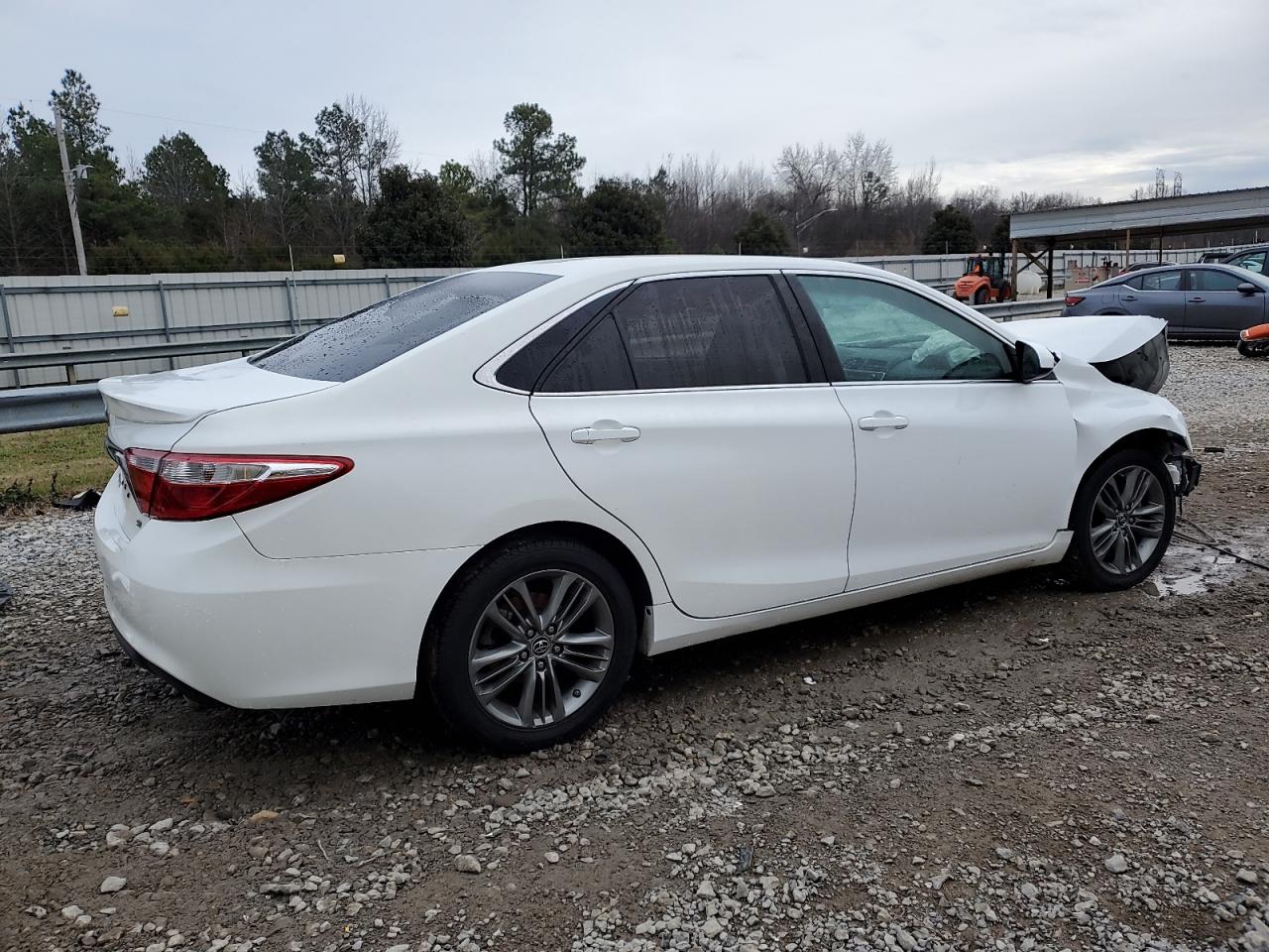2016 Toyota Camry - Image 3