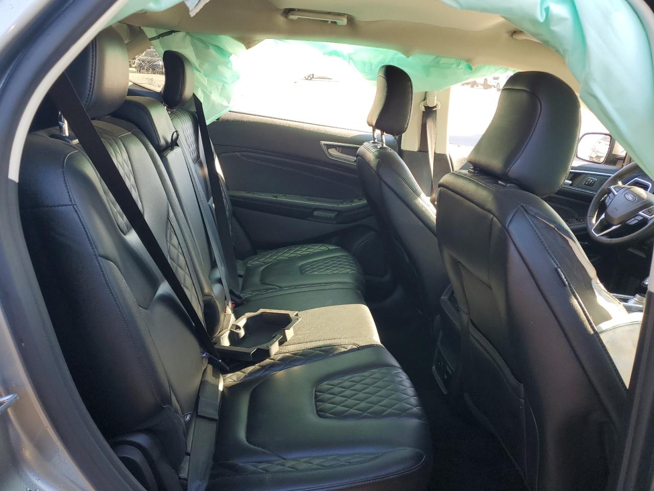 2023 Ford Edge - Image 11