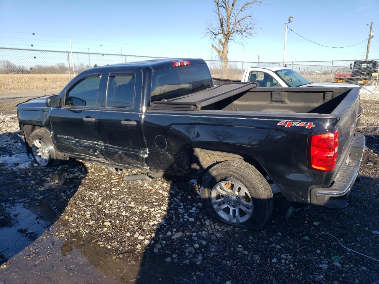 2014 Chevrolet Silverado - Image 2