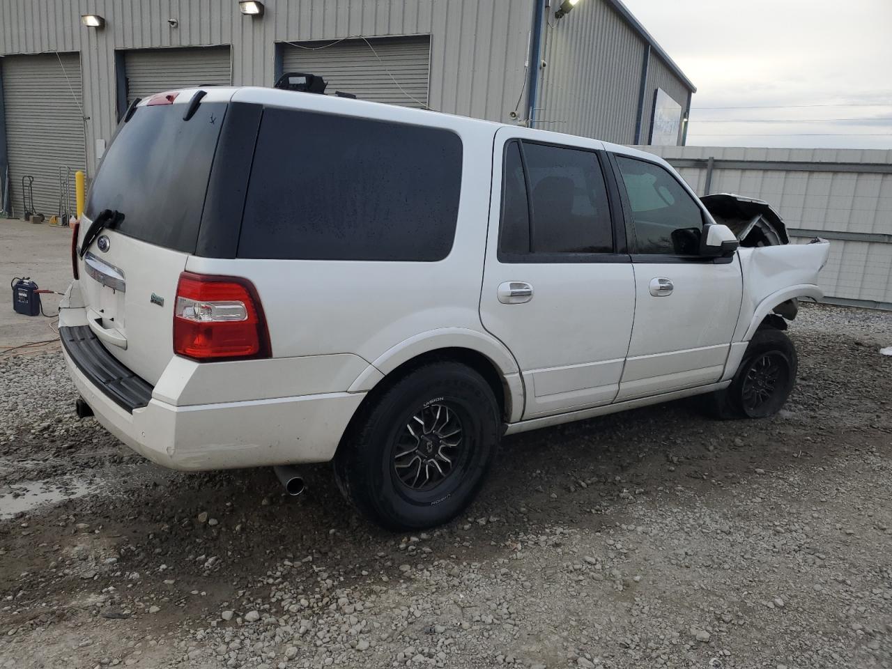 2013 Ford Expedition - Image 3