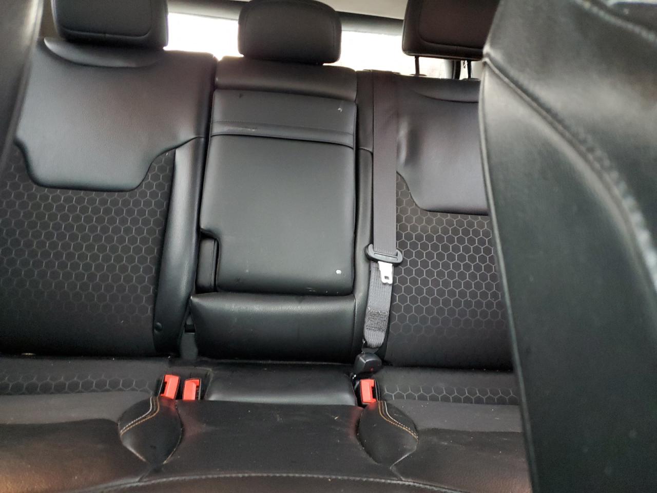 2020 Jeep Compass - Image 10