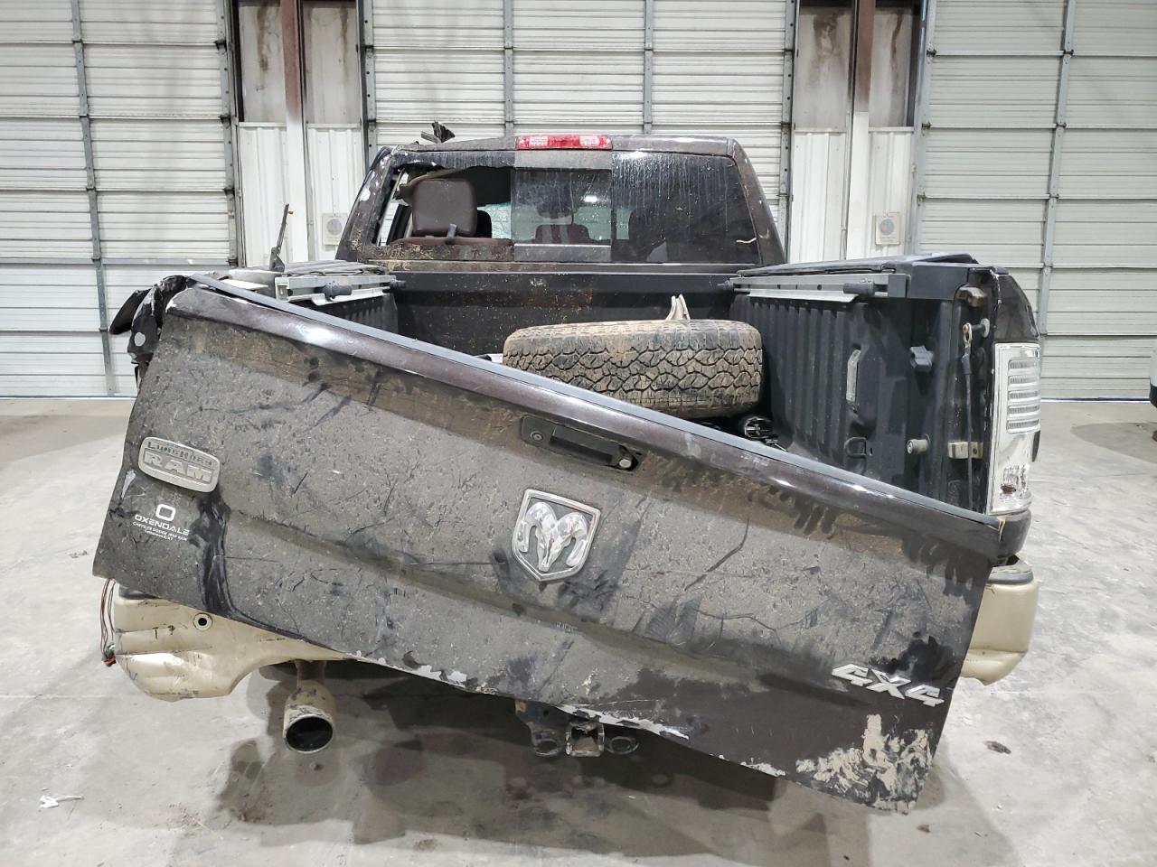 2016 RAM 1500 - Image 6